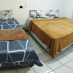 Em Casa De Familia Joinville